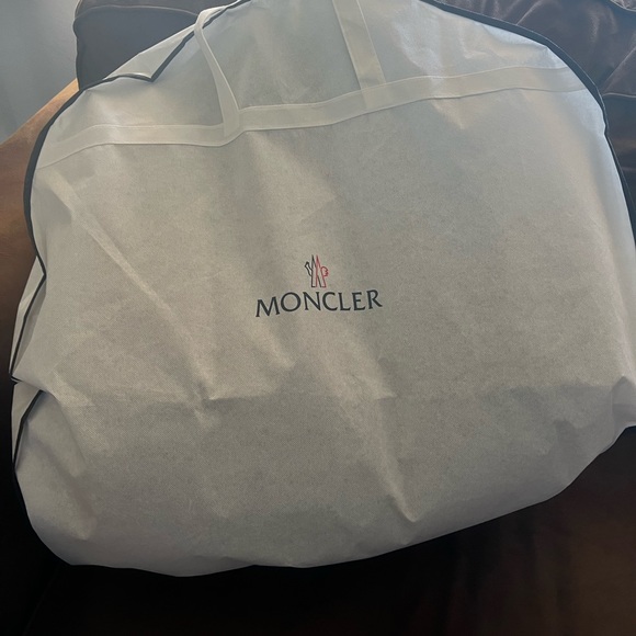 COPY - Moncler coat - Picture 12 of 13